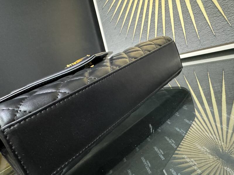 Saint Laurent Black everyday — Top Quality Replica