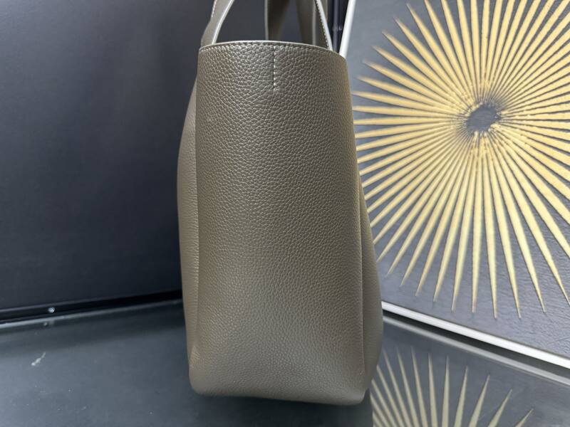 Saint Laurent everyday — 1:1 Replica