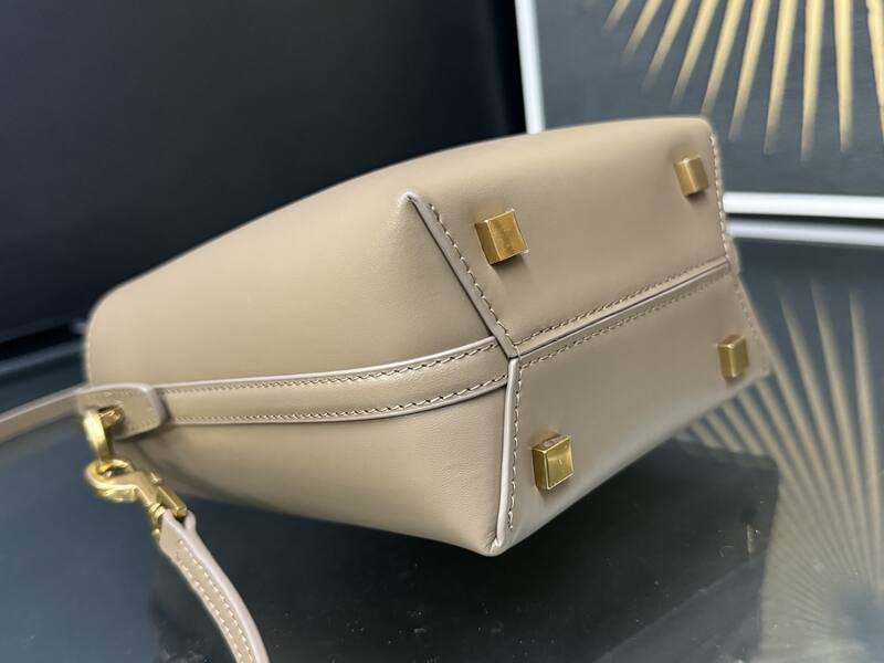 Saint Laurent mini everyday — Top Quality Replica