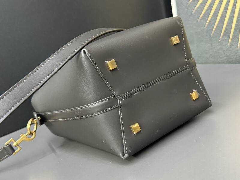 Saint Laurent everyday — AAA Quality Replica