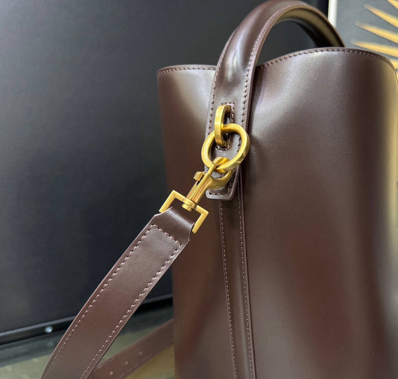 Saint Laurent everyday — 1:1 Replica