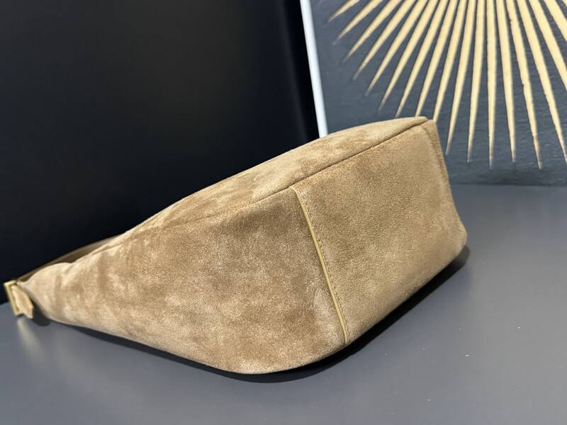 Saint Laurent everyday — 1:1 Replica