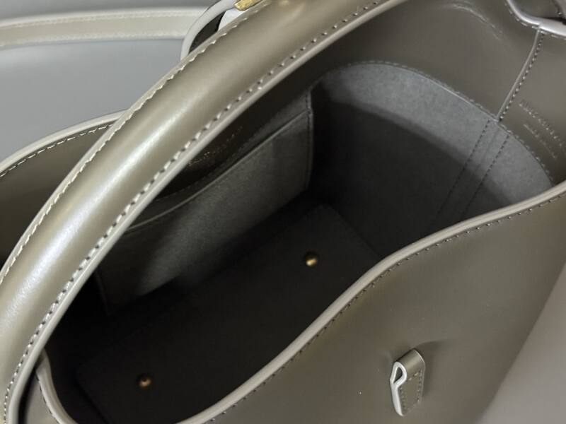 Saint Laurent everyday — Top Quality Replica