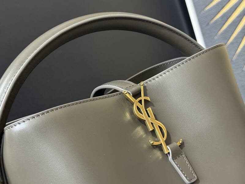 Saint Laurent everyday — Top Quality Replica