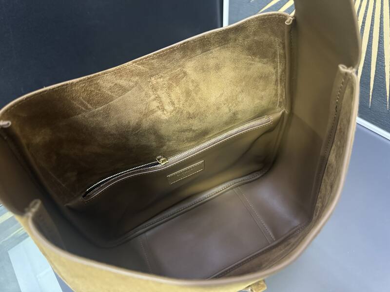 Saint Laurent everyday — 1:1 Replica