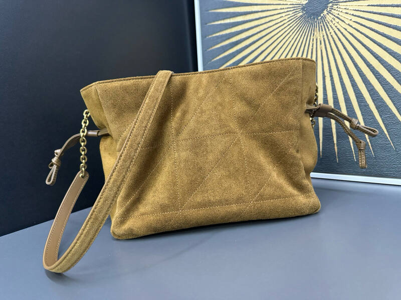Saint Laurent everyday — 1:1 Replica