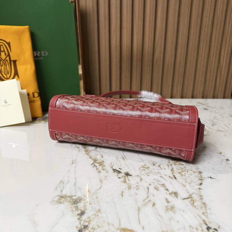Goyard Red shoulder bag — AAA Quality Replica