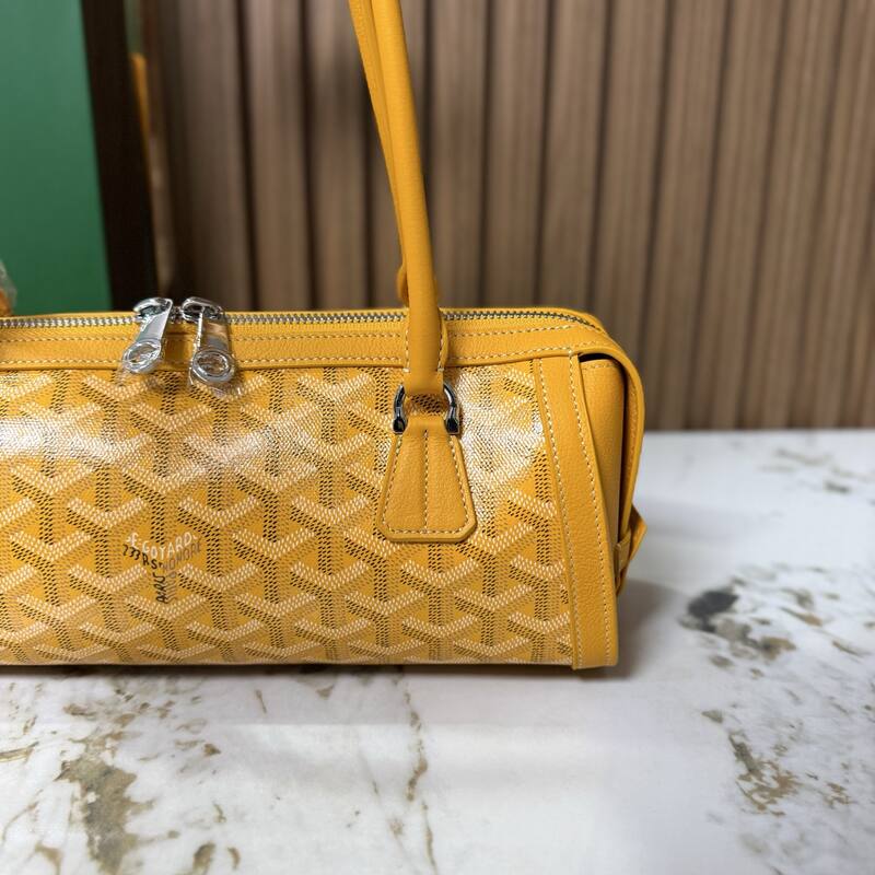 Goyard shoulder bag — AAA Quality Replica