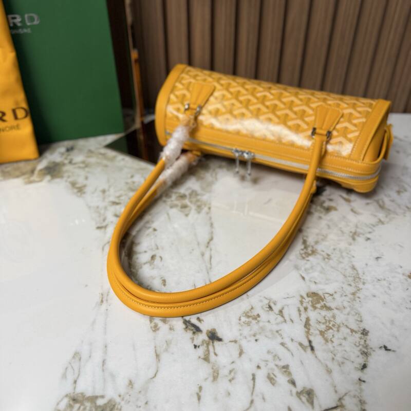 Goyard shoulder bag — AAA Quality Replica