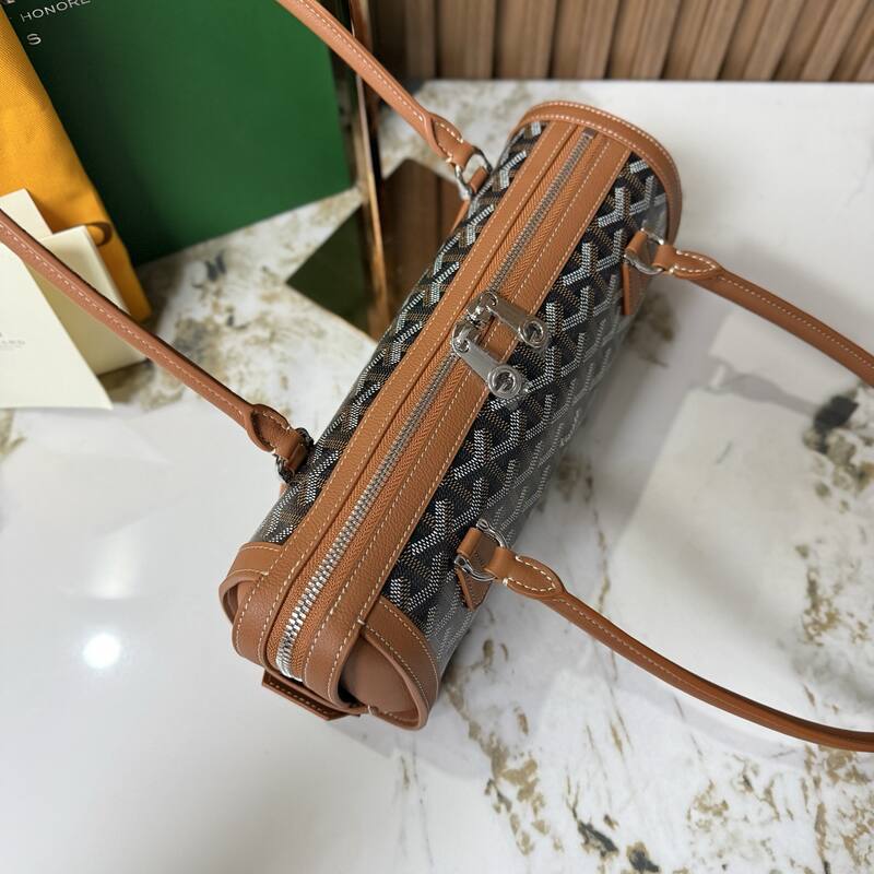 Goyard Black shoulder bag — AAA Quality Replica
