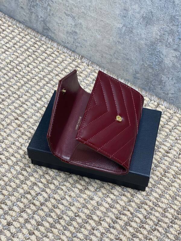 Saint Laurent Monogram Burgundy patent leather evening — Top Quality Replica