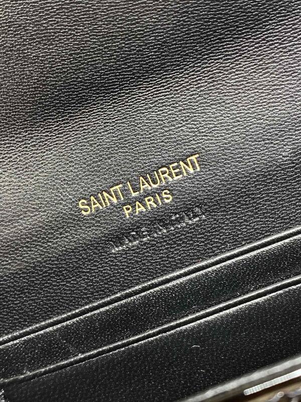 Saint Laurent Monogram Envelope Black crossbody — Premium Replica