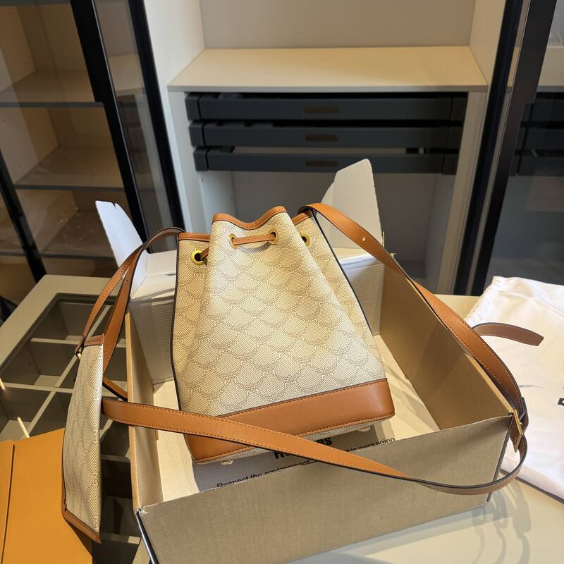 MCM Monogram shoulder bag — Premium Replica