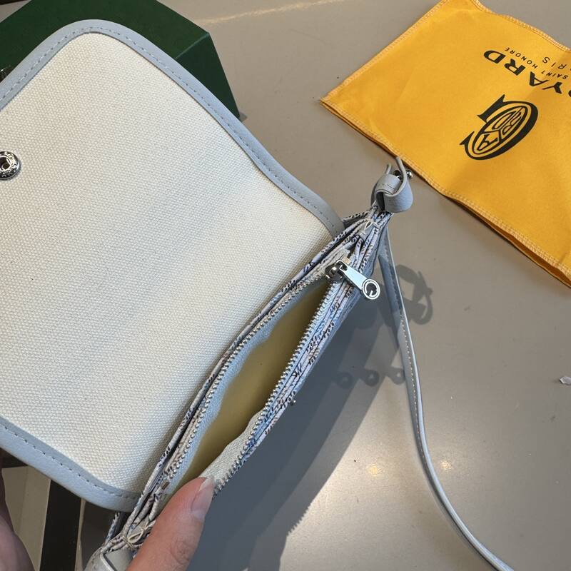 Goyard White shoulder bag — Top Quality Replica