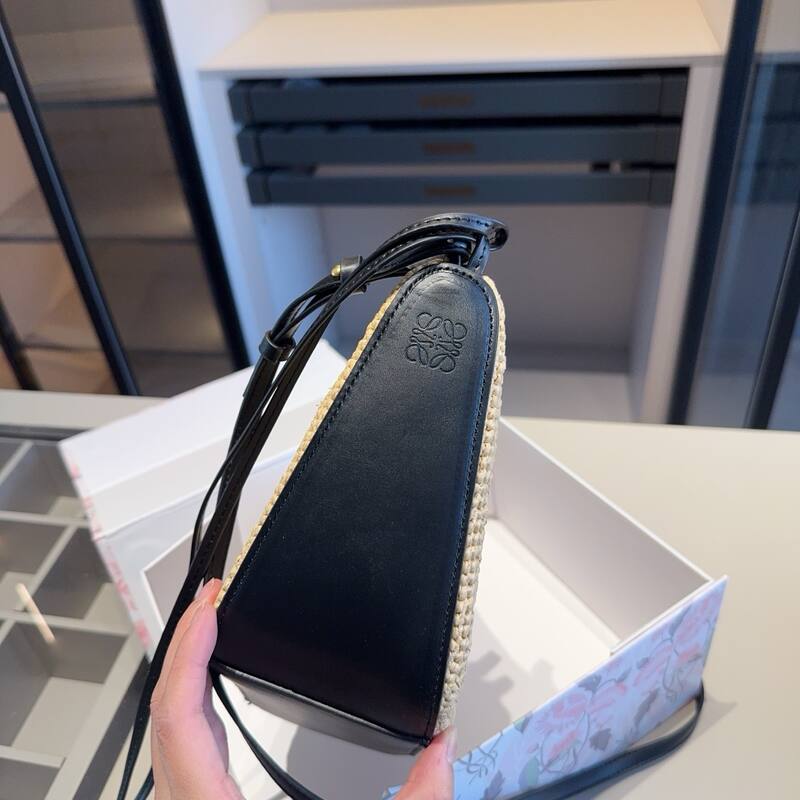 Loewe Brown shoulder bag — 1:1 Replica