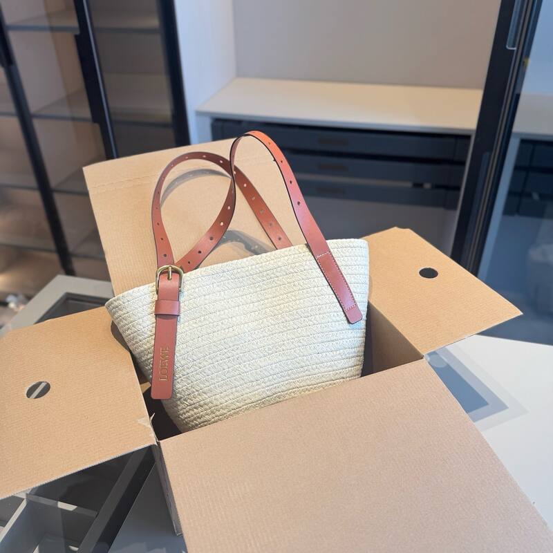 Loewe Black 25x18x10cm shoulder bag — 1:1 Replica