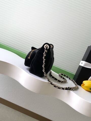 Chanel Black small crossbody 1 1 Replica