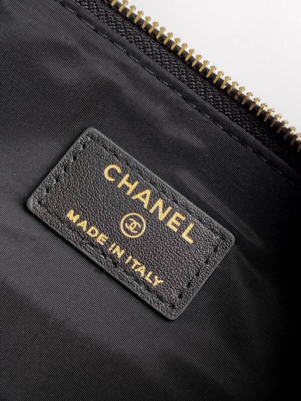 Chanel Black small crossbody — 1:1 Replica