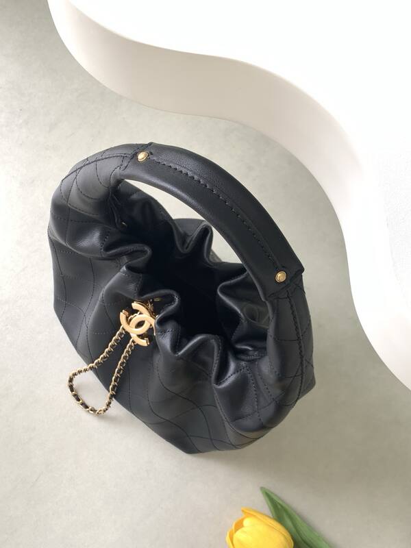 Chanel Hobo Black shoulder — Top Quality Replica