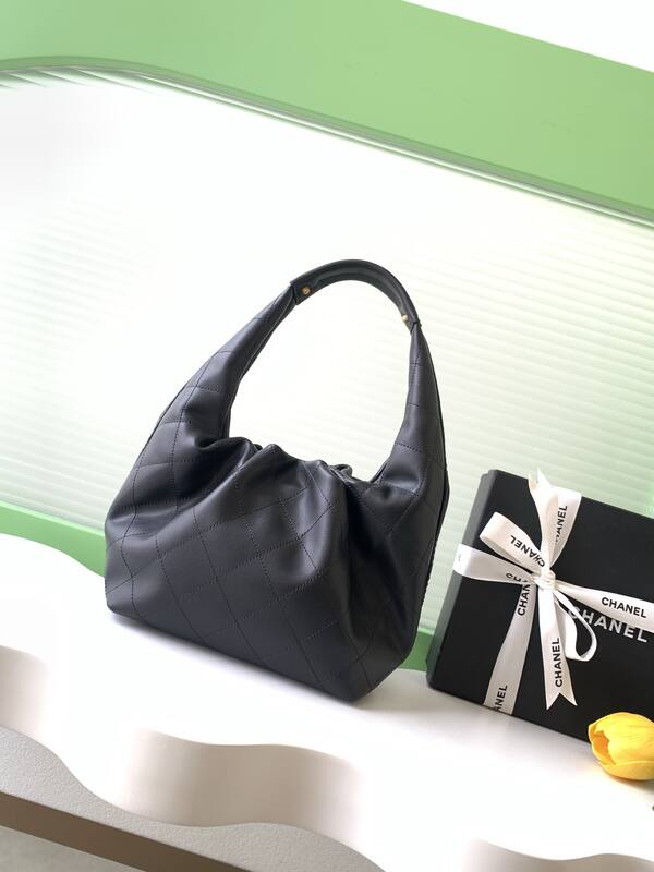 Chanel Hobo Black shoulder — Top Quality Replica