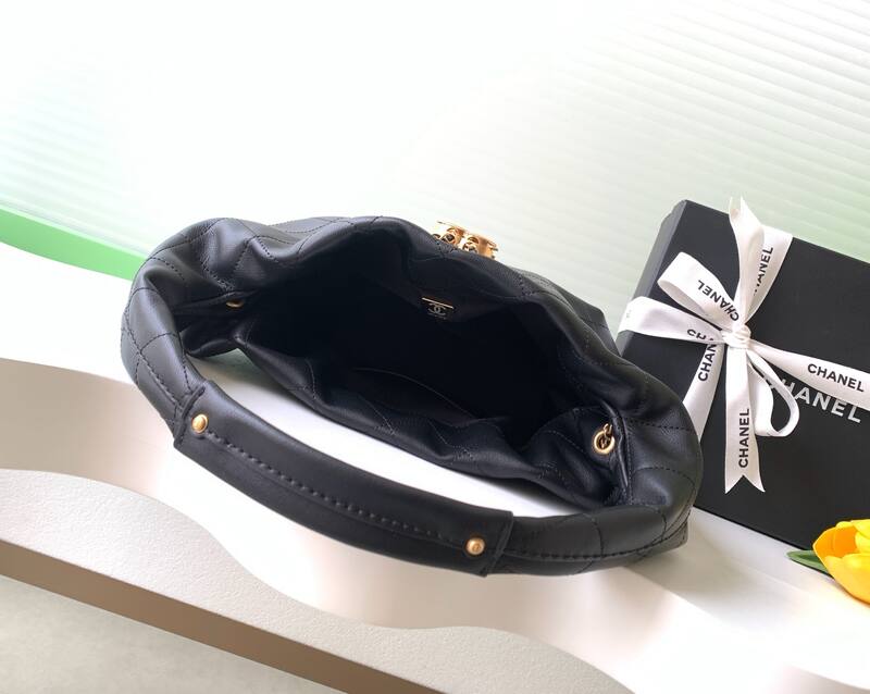 Chanel Hobo Black shoulder — Top Quality Replica