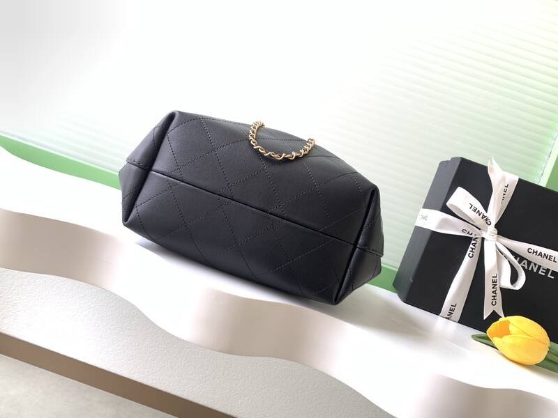 Chanel Hobo Black shoulder — Top Quality Replica