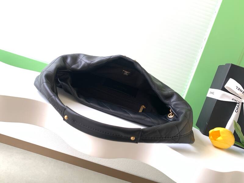 Chanel Hobo Black shoulder — AAA Quality Replica