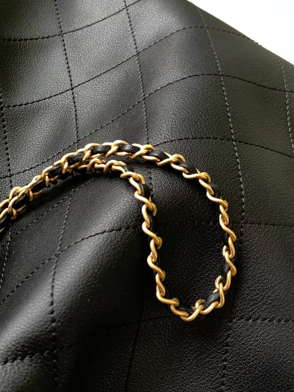 Chanel Hobo Black shoulder — AAA Quality Replica
