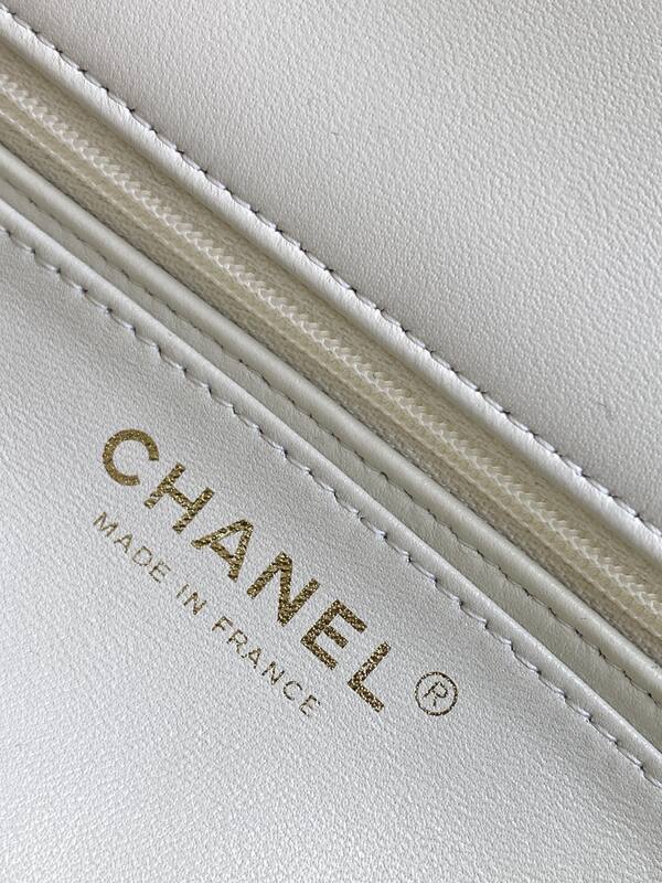 Chanel Classic Flap White tweed with black bow shoulder — 1:1 Replica