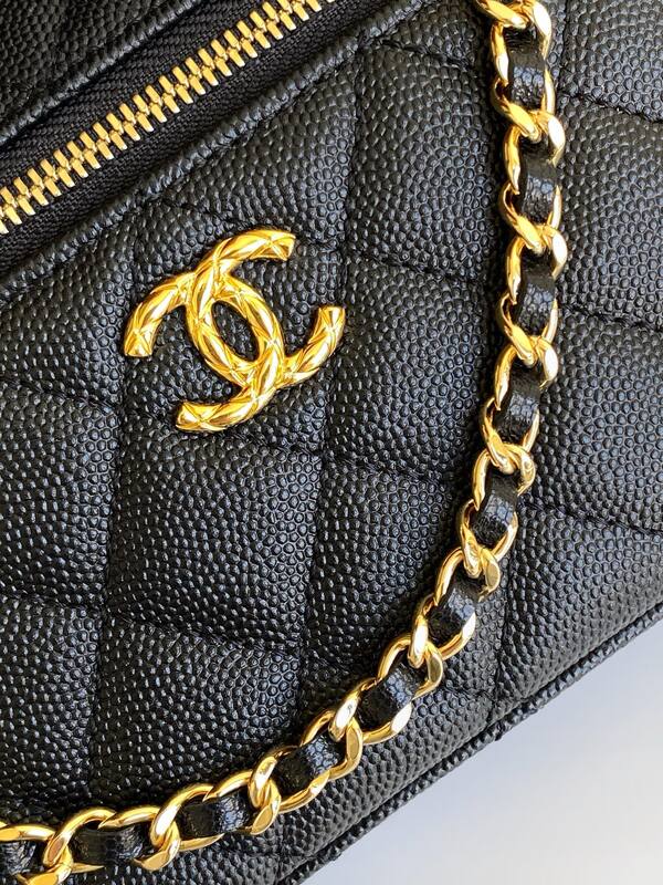 Chanel Black crossbody — 1:1 Replica