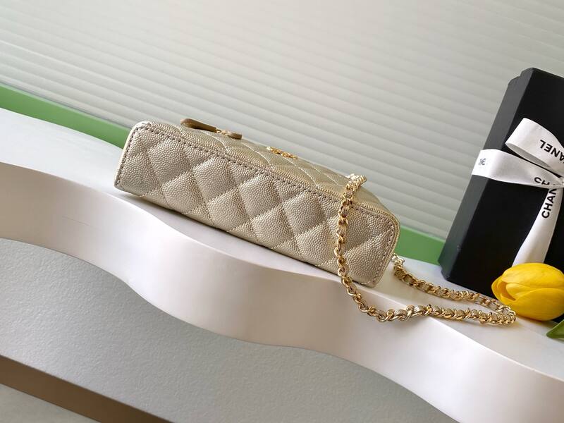 Chanel Vanity Case Metallic Gold crossbody — 1:1 Replica