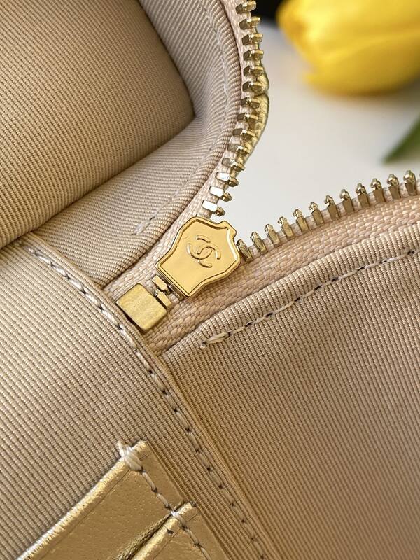 Chanel Vanity Case Metallic Gold crossbody — 1:1 Replica