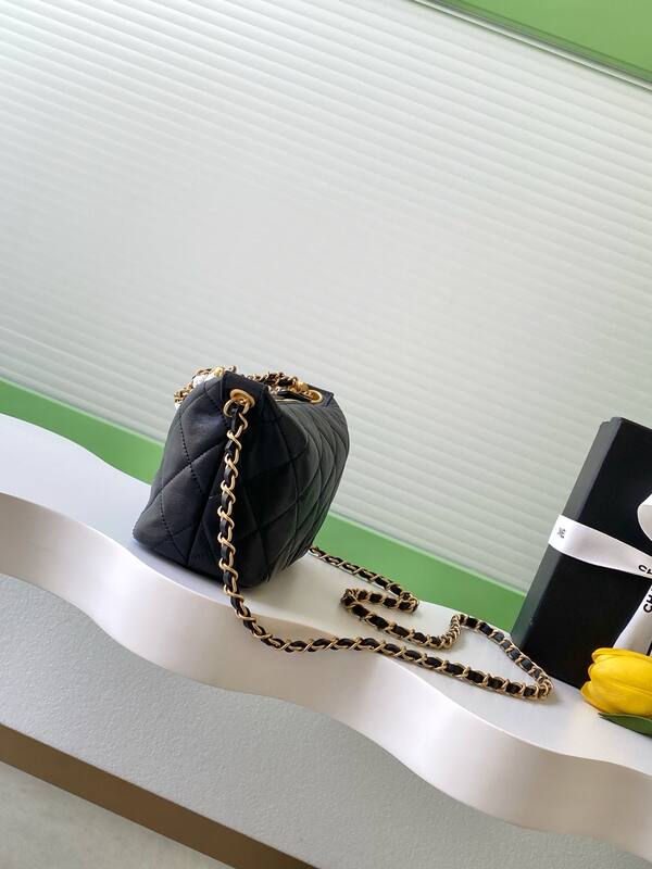 Chanel Black shoulder — Top Quality Replica