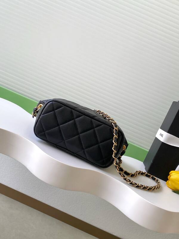 Chanel Black shoulder — Top Quality Replica