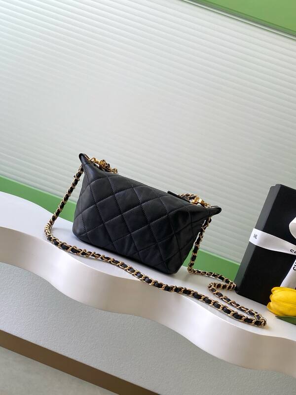 Chanel Black shoulder — Top Quality Replica