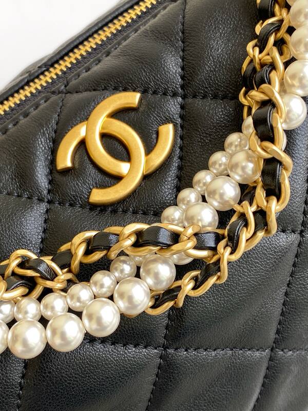 Chanel Black shoulder — Top Quality Replica