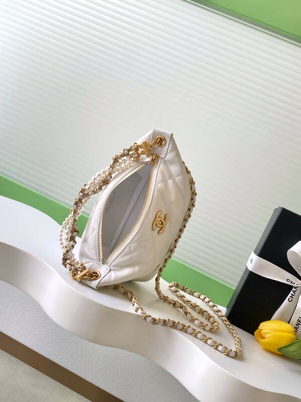 Chanel White with Gold-tone Pearl Chain crossbody — Top Quality Replica