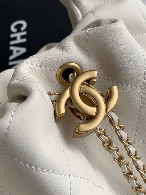Chanel Hobo White shoulder — AAA Quality Replica