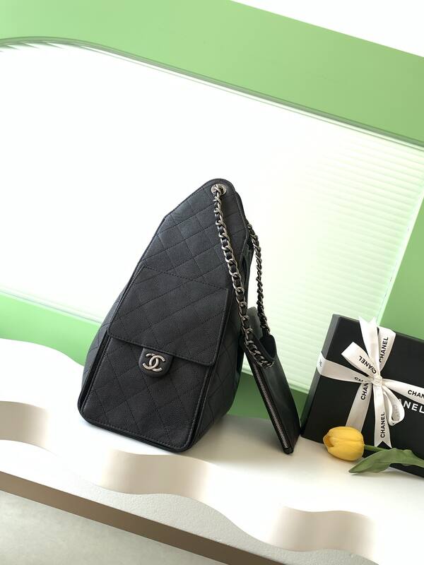 Chanel Black shoulder — Premium Replica
