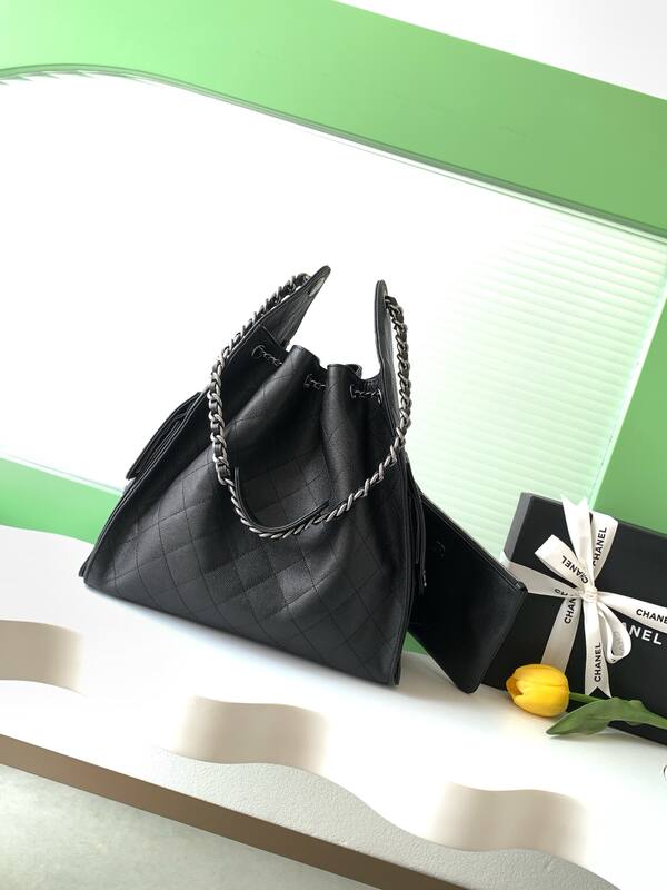 Chanel Black shoulder — Premium Replica