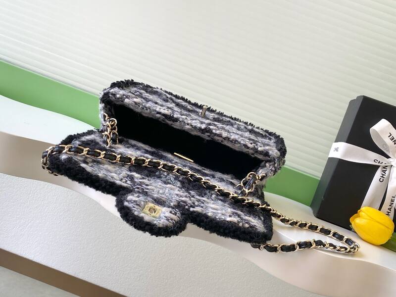 Chanel Classic Flap Black White Tweed shoulder — Top Quality Replica