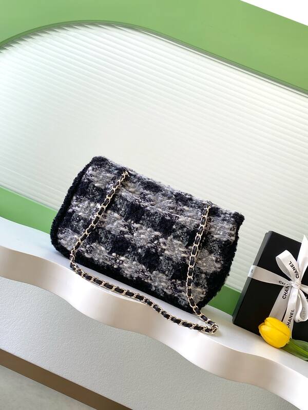 Chanel Classic Flap Black and white tweed shoulder — Premium Replica