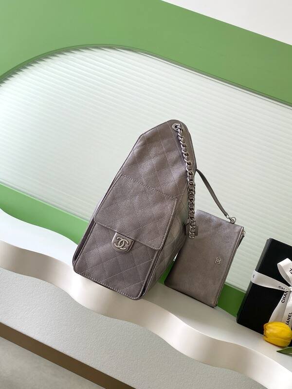 Chanel Metallic taupe quilted leather shoulder — Premium Replica