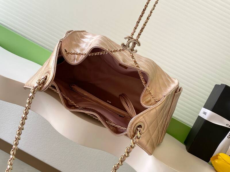 Chanel Drawstring Bucket Bag Metallic beige shoulder — Top Quality Replica