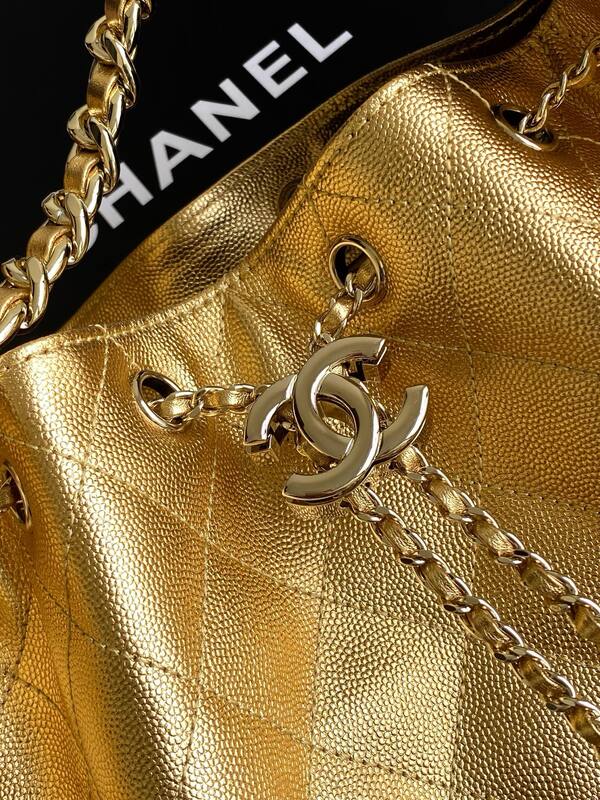 Chanel Gold metallic quilted leather shoulder — AAA Quality Replica