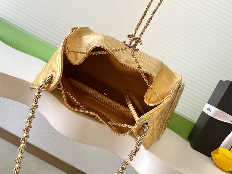 Chanel Gold metallic quilted leather shoulder — AAA Quality Replica