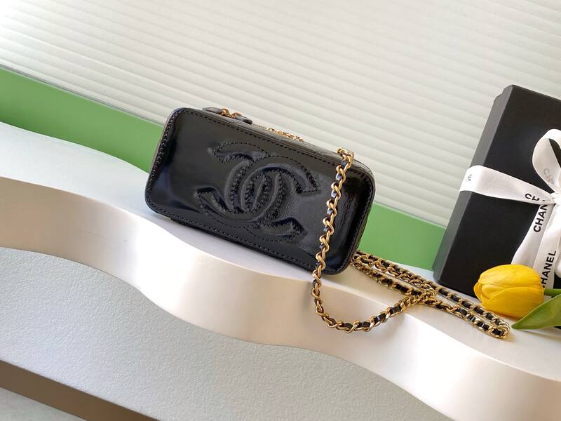 Chanel Vanity Case Black patent leather crossbody — 1:1 Replica