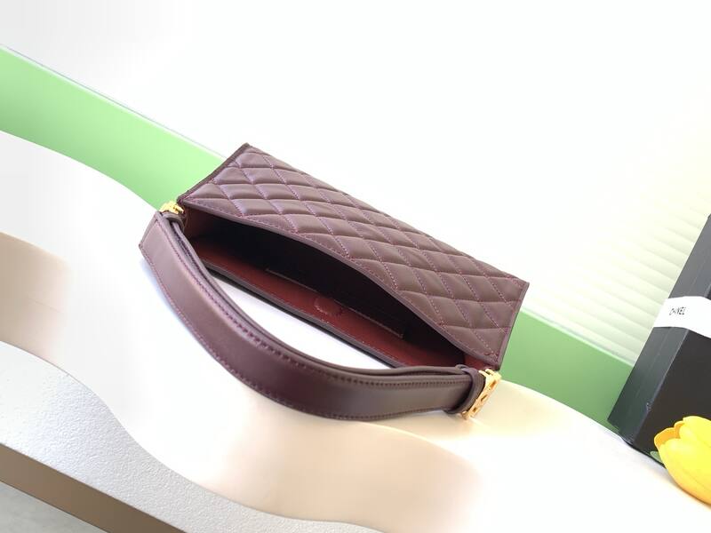 Chanel Burgundy shoulder — 1:1 Replica