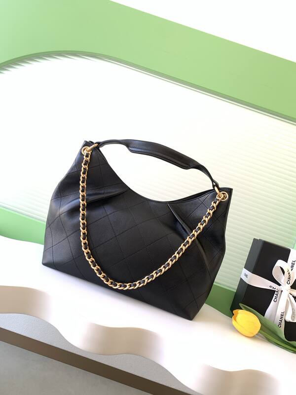 Chanel Black shoulder — AAA Quality Replica