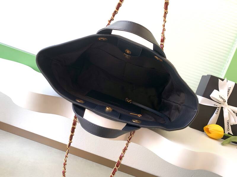 Chanel Dark gray black wool felt with black leather large tote — Premium Replica